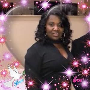 Meet your Posher, Monique